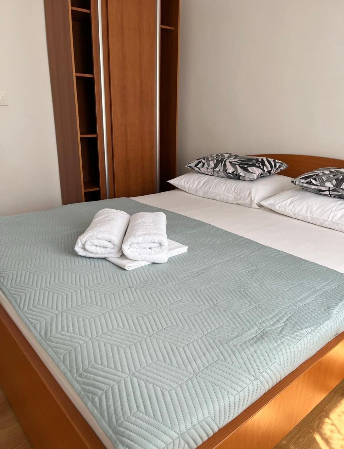 Apartments B&B ปอฟเลียนา ภายนอก รูปภาพ