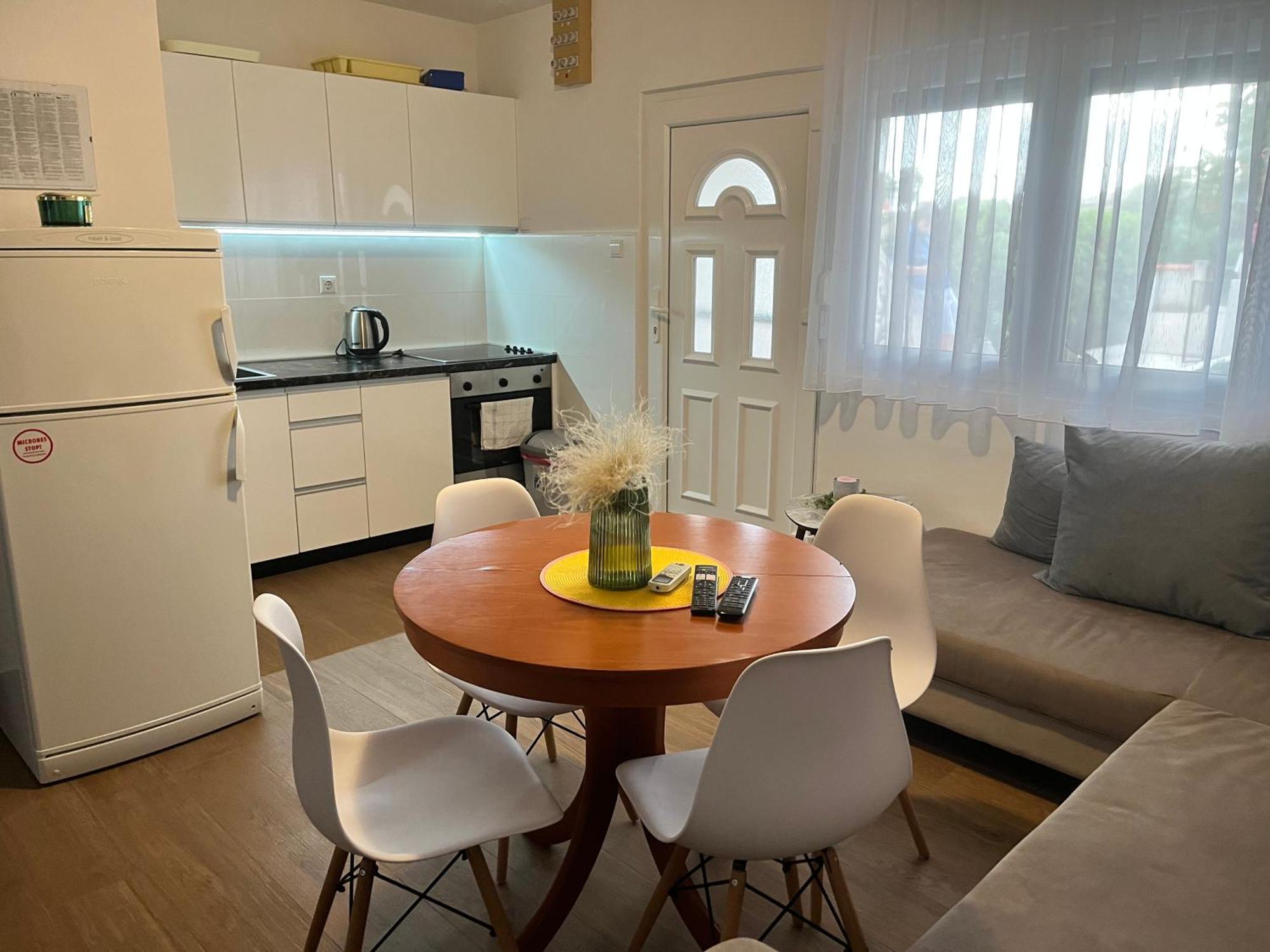 Apartments B&B ปอฟเลียนา ภายนอก รูปภาพ